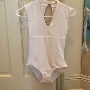 Ballet Rosa beautiful white Leo